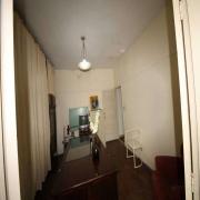 Sobrado a Venda localizado no bairro do Ipiranga , pr�ximo ao metr� Sacom� com 2 salas, 1 copa e 1 terra�o.