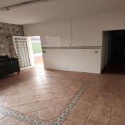 OPORTUNIDADE IMPERD�VEL NO IPIRANGA  Casa t�rrea exclusiva, em rua arborizada, tranquila e extremamente segura, com guarita de seguran�a comunit�ria.