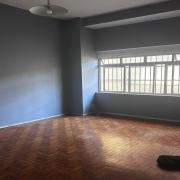 APARTAMENTO COM VAGA DE GARAGEM!  Apartamento t�rreo, confort�vel e bem localizado, ideal para quem busca praticidade no dia a dia.
